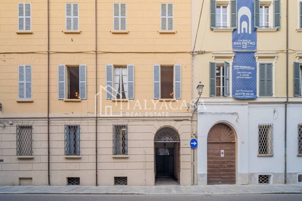 appartamento in vendita a Reggio nell'Emilia in zona Città Storica