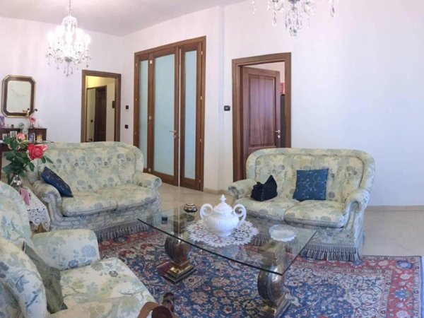 casa indipendente in vendita a Reggio nell'Emilia in zona Roncadella
