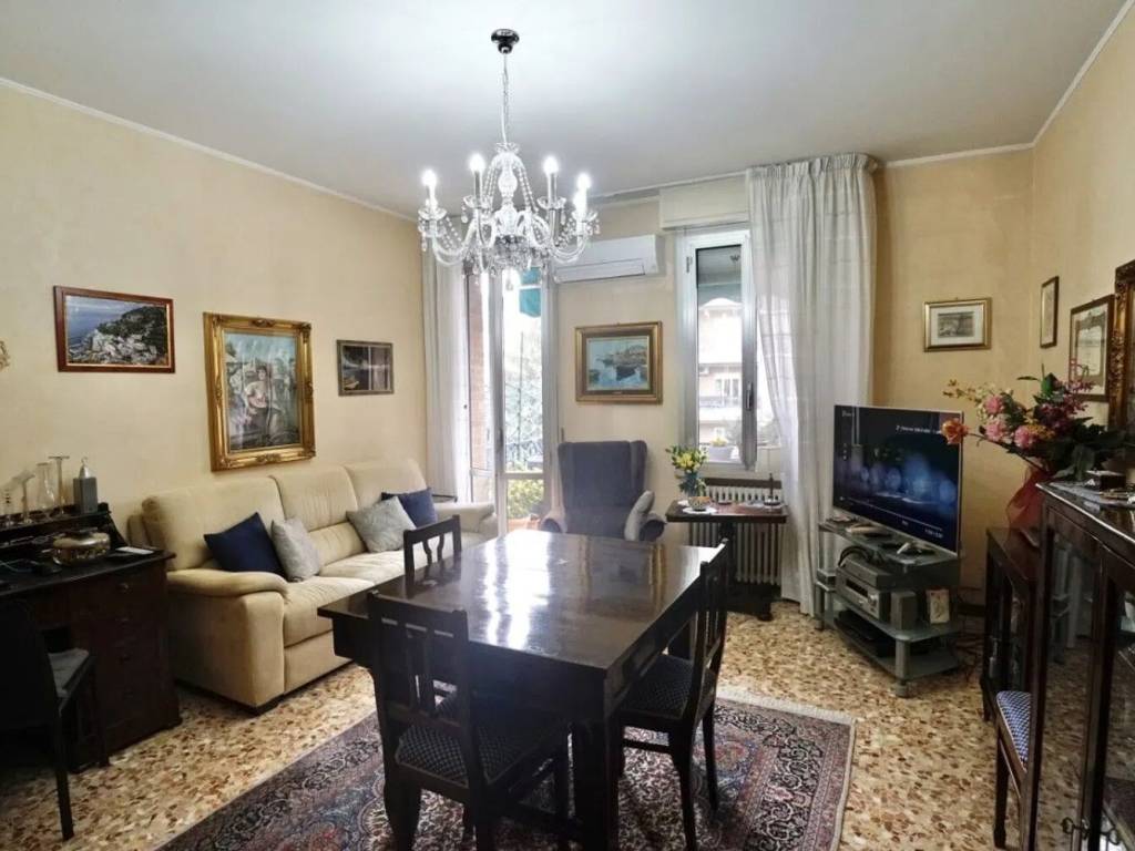 appartamento in vendita a Reggio nell'Emilia