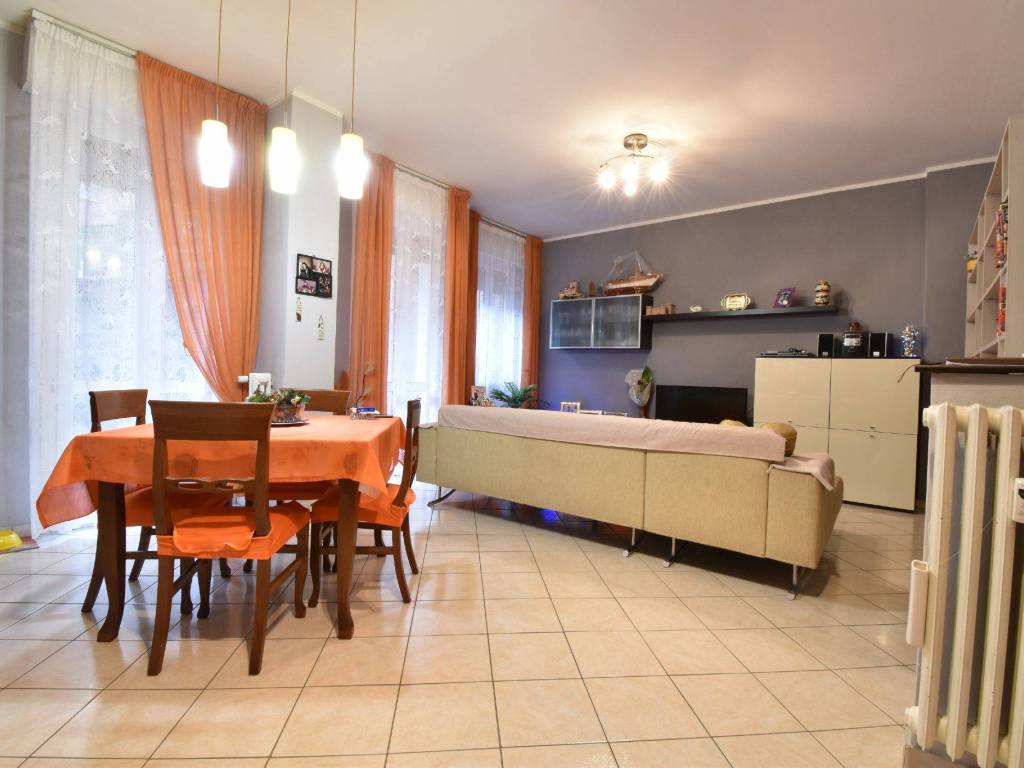 appartamento in vendita a Reggio nell'Emilia in zona Rosta Nuova