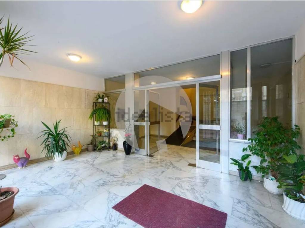 appartamento in vendita a Reggio nell'Emilia in zona Città Storica