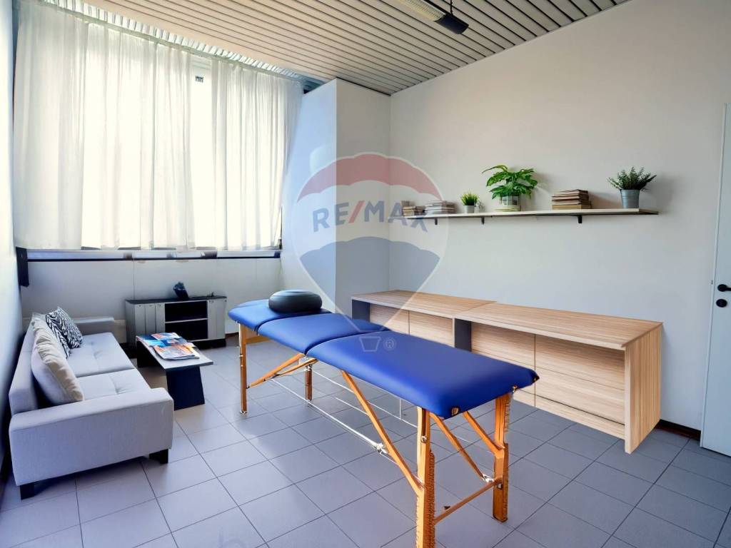 appartamento in vendita a Reggio nell'Emilia in zona Città Storica