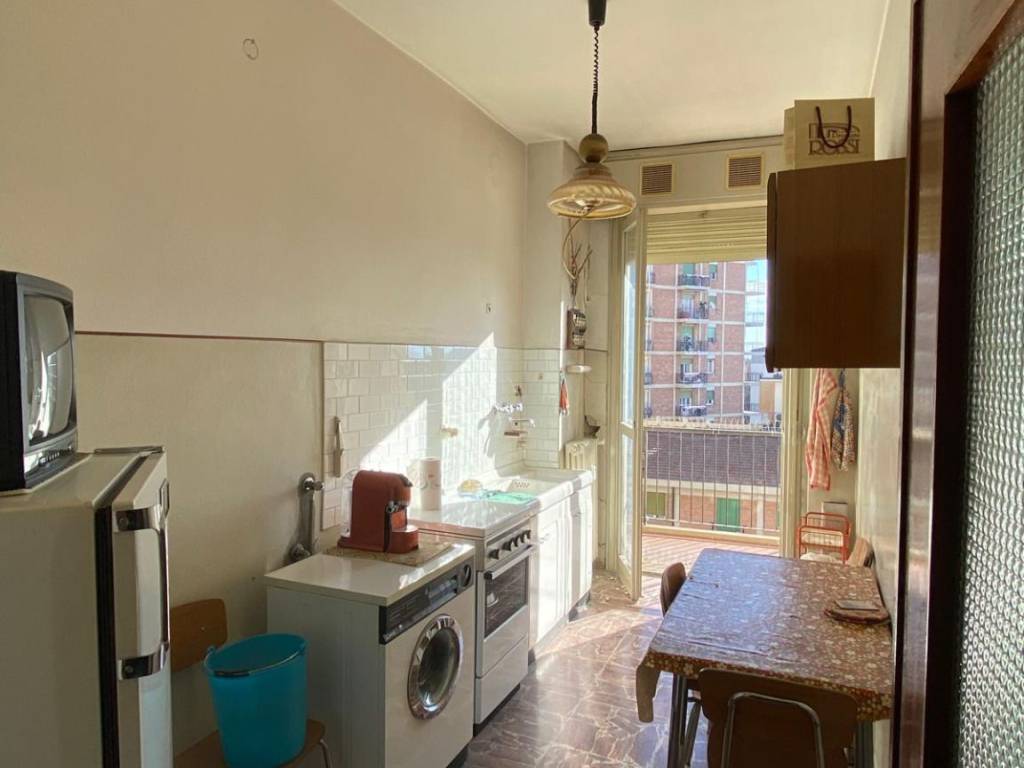 appartamento in vendita a Reggio nell'Emilia in zona Città Storica