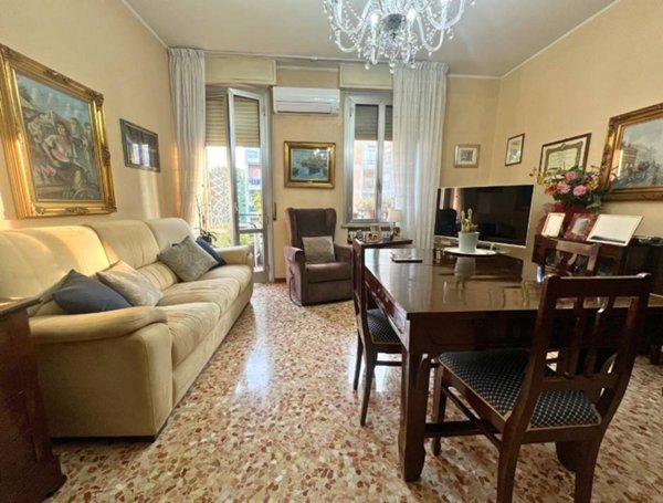 appartamento in vendita a Reggio nell'Emilia in zona Città Storica