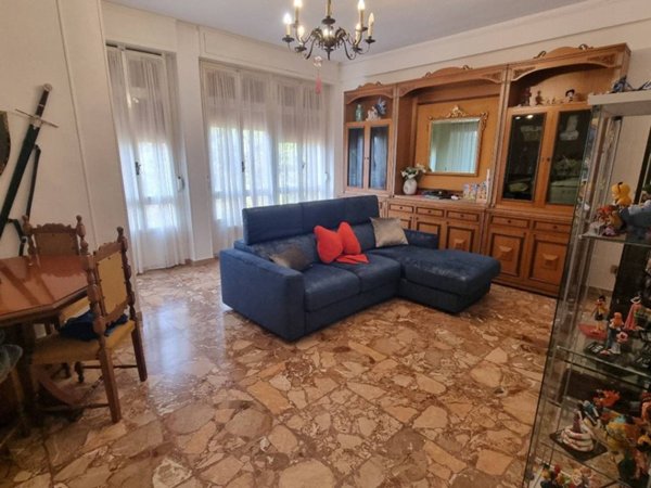 appartamento in vendita a Reggio nell'Emilia in zona Mirabello
