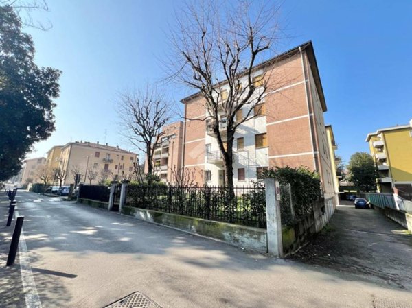 appartamento in vendita a Reggio nell'Emilia in zona Gattaglio