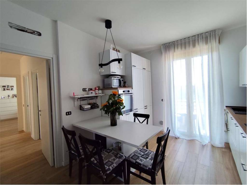 appartamento in vendita a Reggio nell'Emilia in zona Città Storica