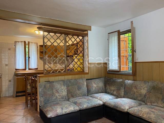casa indipendente in vendita a Reggio nell'Emilia in zona Roncocesi