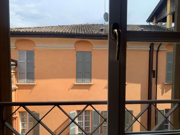 appartamento in vendita a Reggio nell'Emilia in zona Città Storica