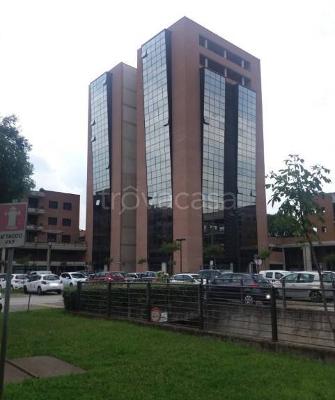 appartamento in vendita a Reggio nell'Emilia in zona Tribunale