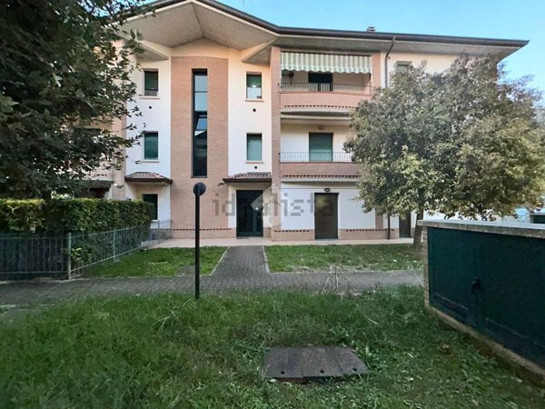 appartamento in vendita a Reggio nell'Emilia in zona Cadè / Gaida