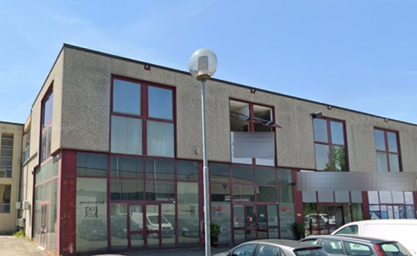locale di sgombero in vendita a Reggio nell'Emilia in zona San Maurizio