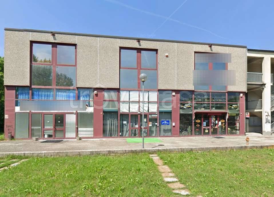 negozio in vendita a Reggio nell'Emilia in zona San Maurizio