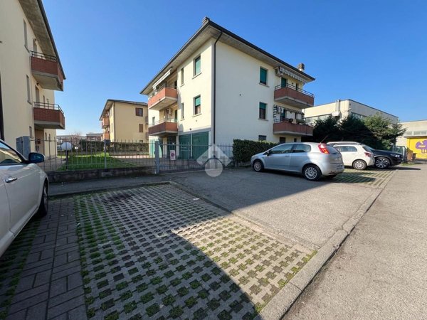 appartamento in vendita a Reggio nell'Emilia in zona Pieve Modolena