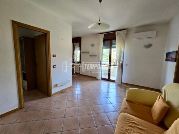 appartamento in vendita a Reggio nell'Emilia in zona Cavazzoli