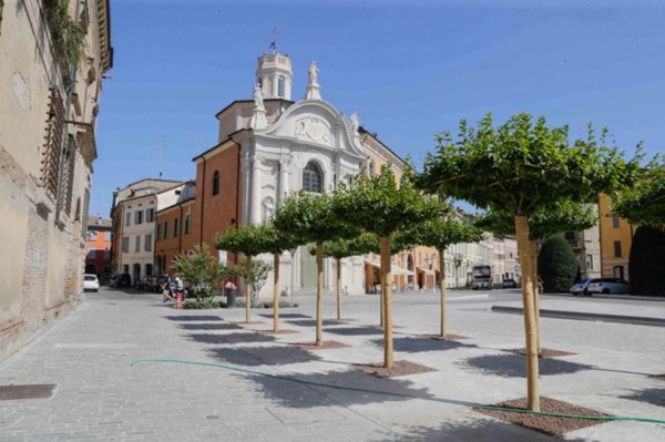 appartamento in vendita a Reggio nell'Emilia in zona Città Storica
