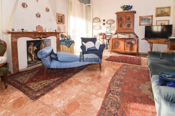 appartamento in vendita a Reggio nell'Emilia in zona Mirabello