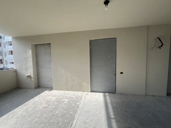 locale commerciale in vendita a Reggio nell'Emilia in zona Ospizio