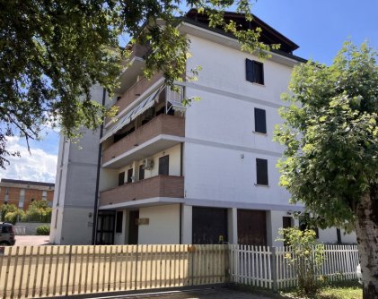 appartamento in vendita a Reggio nell'Emilia in zona Tribunale