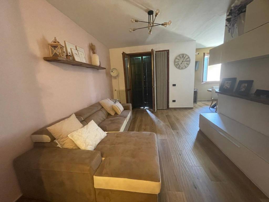 appartamento in vendita a Reggio nell'Emilia in zona Cadè / Gaida