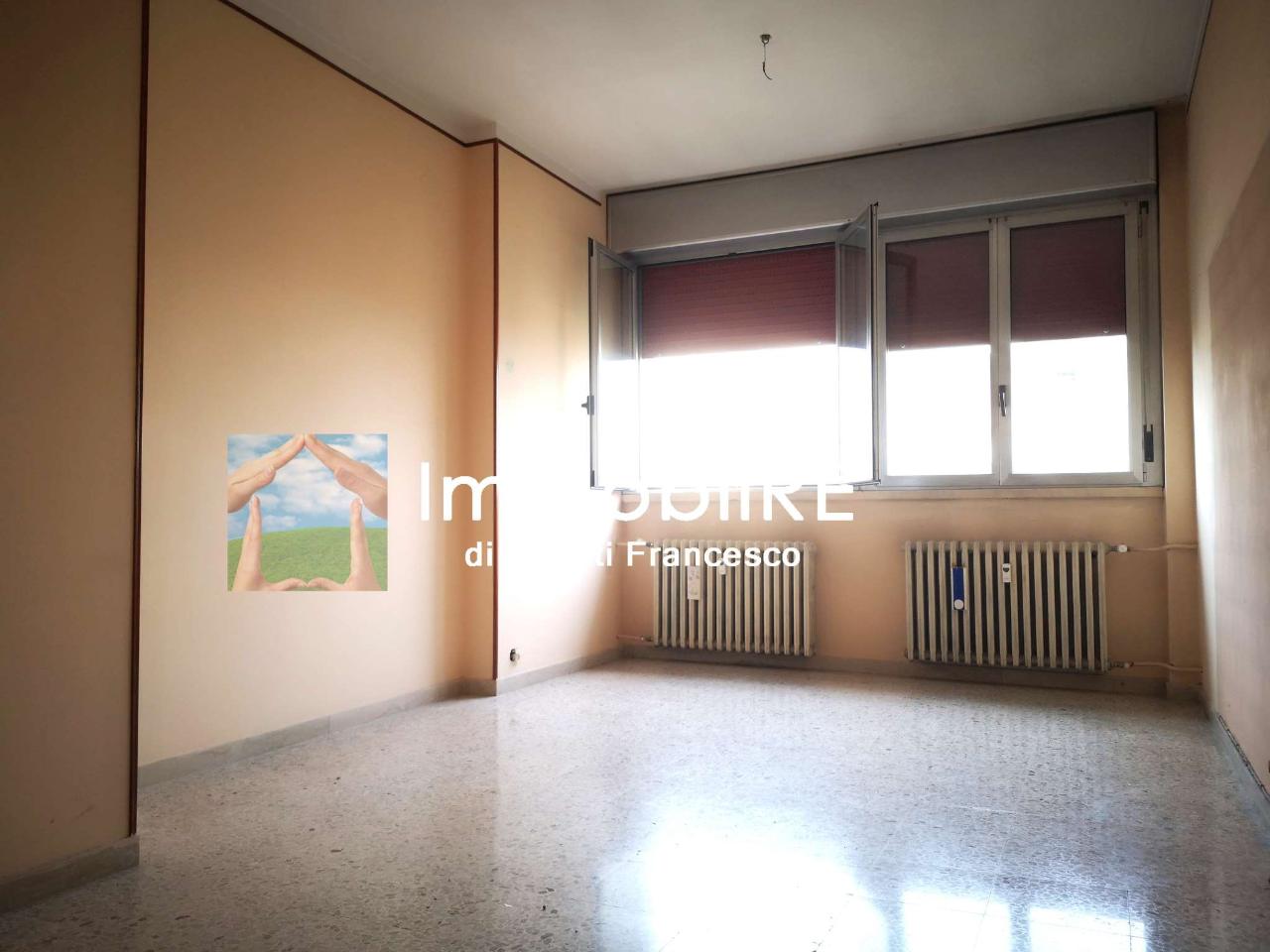 appartamento in vendita a Reggio nell'Emilia in zona Città Storica