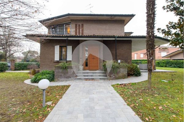 casa indipendente in vendita a Reggio nell'Emilia in zona Buco del Signore