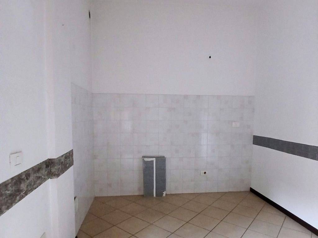 appartamento in vendita a Reggio nell'Emilia in zona Tribunale