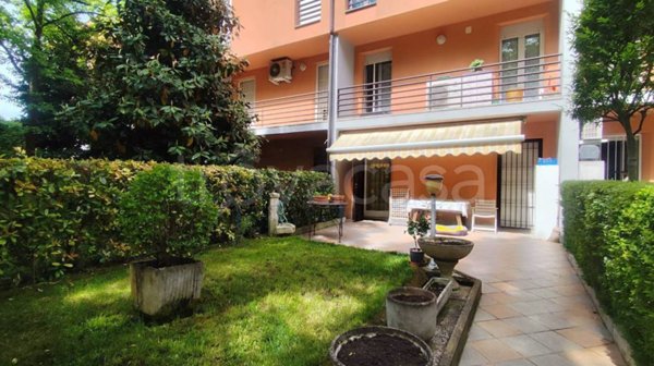 casa indipendente in vendita a Reggio nell'Emilia in zona Rivalta