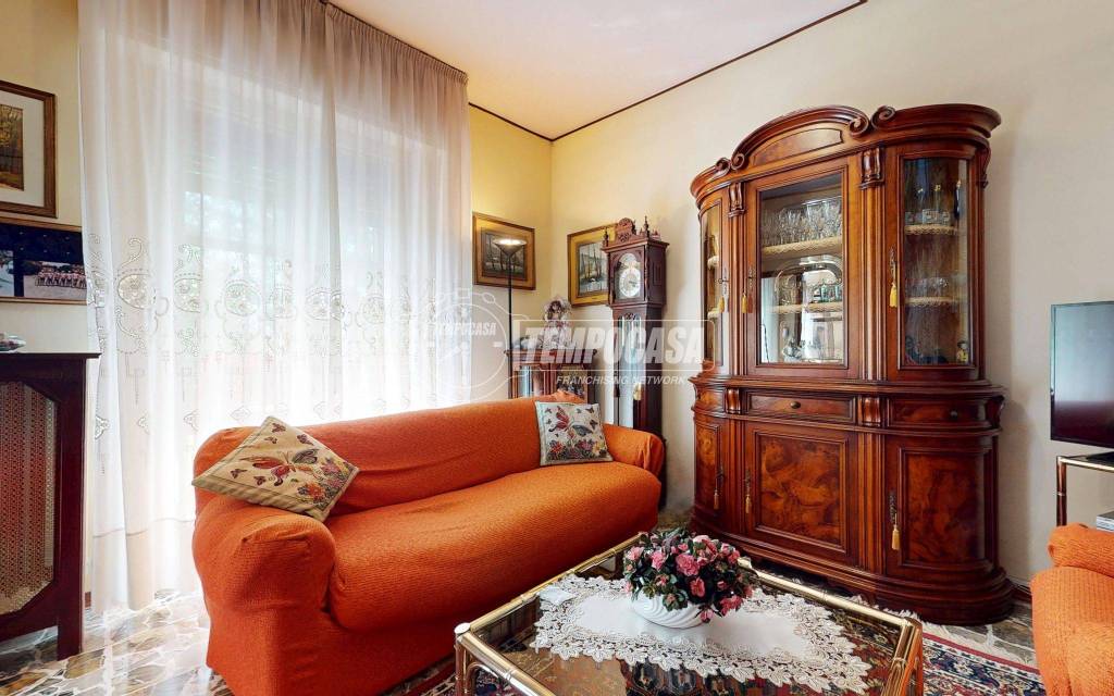 casa indipendente in vendita a Reggio nell'Emilia in zona Gavassa