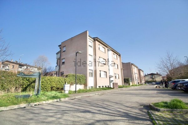 appartamento in vendita a Reggio nell'Emilia in zona Roncocesi