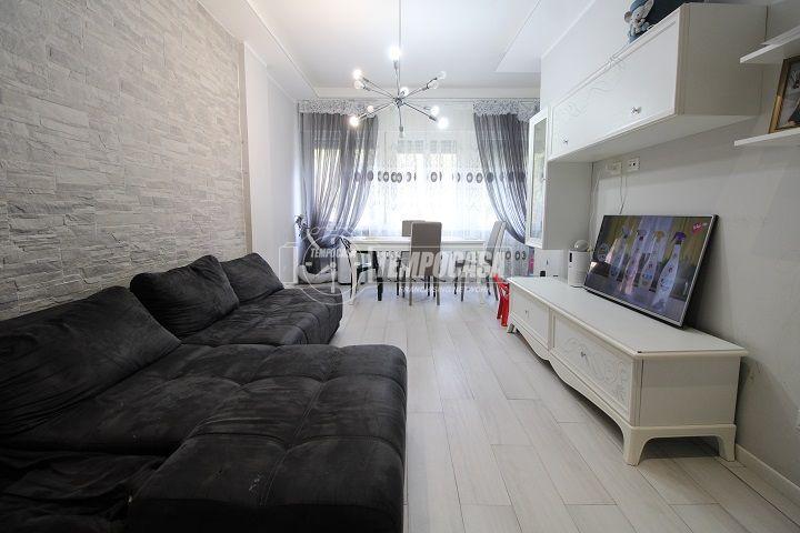 appartamento in vendita a Reggio nell'Emilia in zona Città Storica