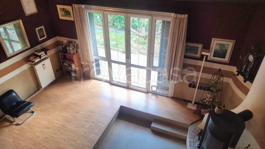 casa indipendente in vendita a Reggio nell'Emilia