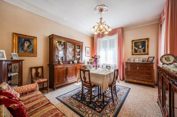 appartamento in vendita a Reggio nell'Emilia