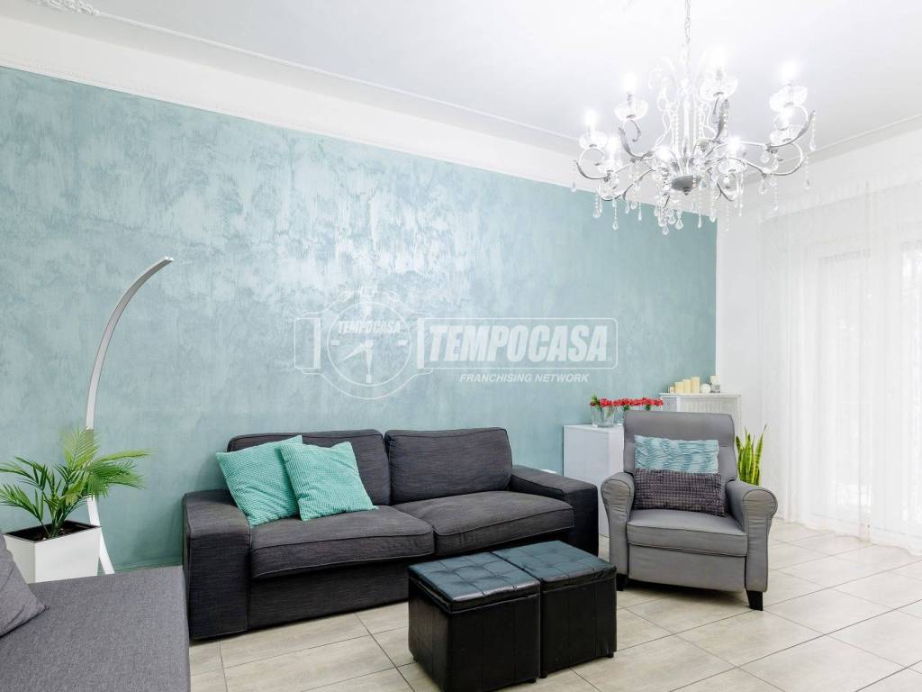 appartamento in vendita a Reggio nell'Emilia in zona Città Storica