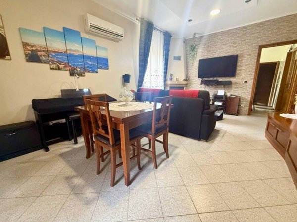 casa indipendente in vendita a Reggio nell'Emilia in zona Città Storica