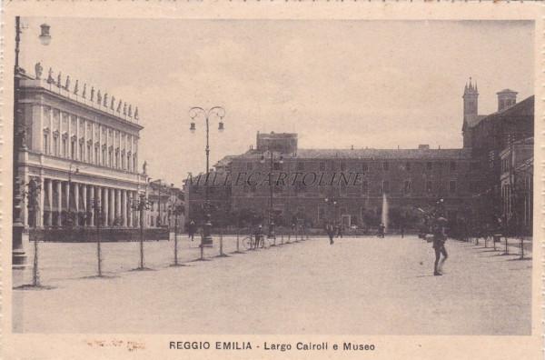 appartamento in vendita a Reggio nell'Emilia in zona Città Storica