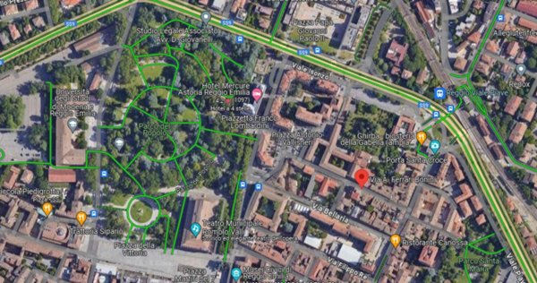 mansarda in vendita a Reggio nell'Emilia in zona Città Storica