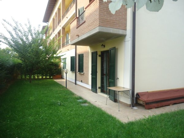 casa indipendente in vendita a Reggio nell'Emilia