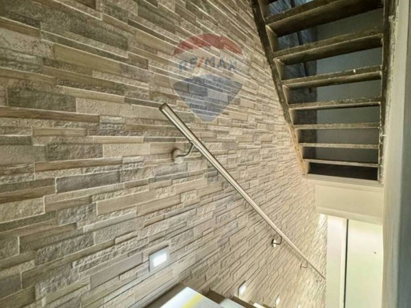 casa indipendente in vendita a Reggio nell'Emilia in zona Gavassa