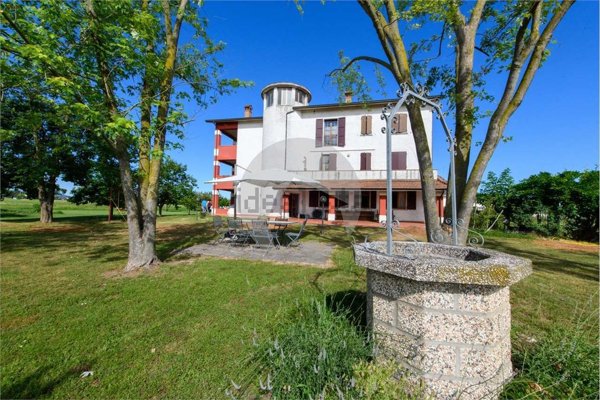 appartamento in vendita a Reggio nell'Emilia