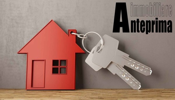 appartamento in vendita a Reggio nell'Emilia in zona Città Storica