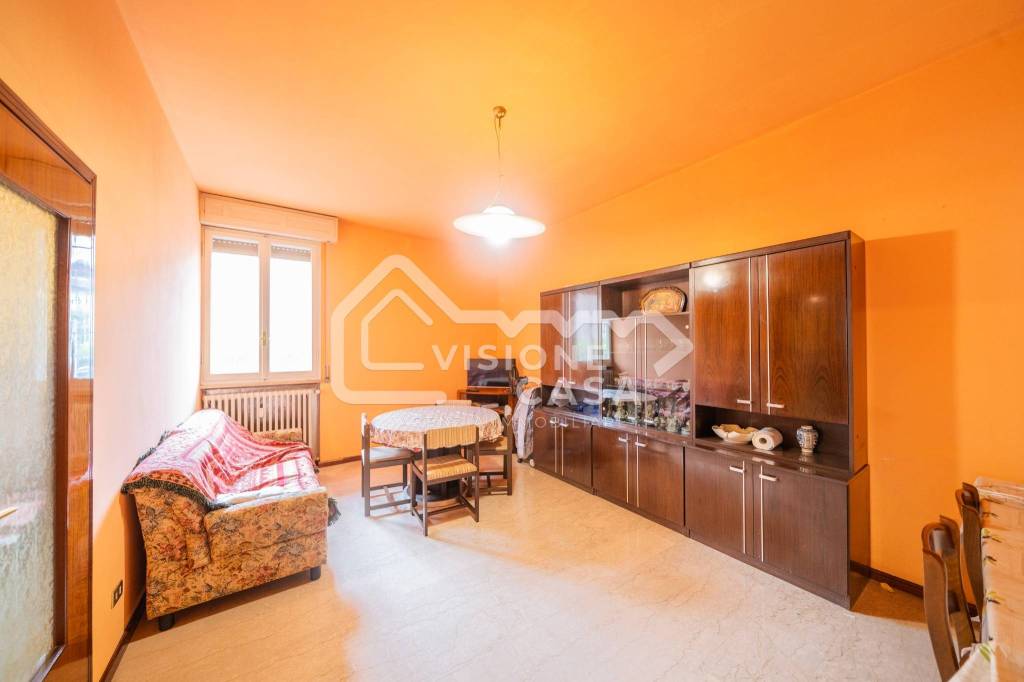 appartamento in vendita a Reggio nell'Emilia in zona Città Storica