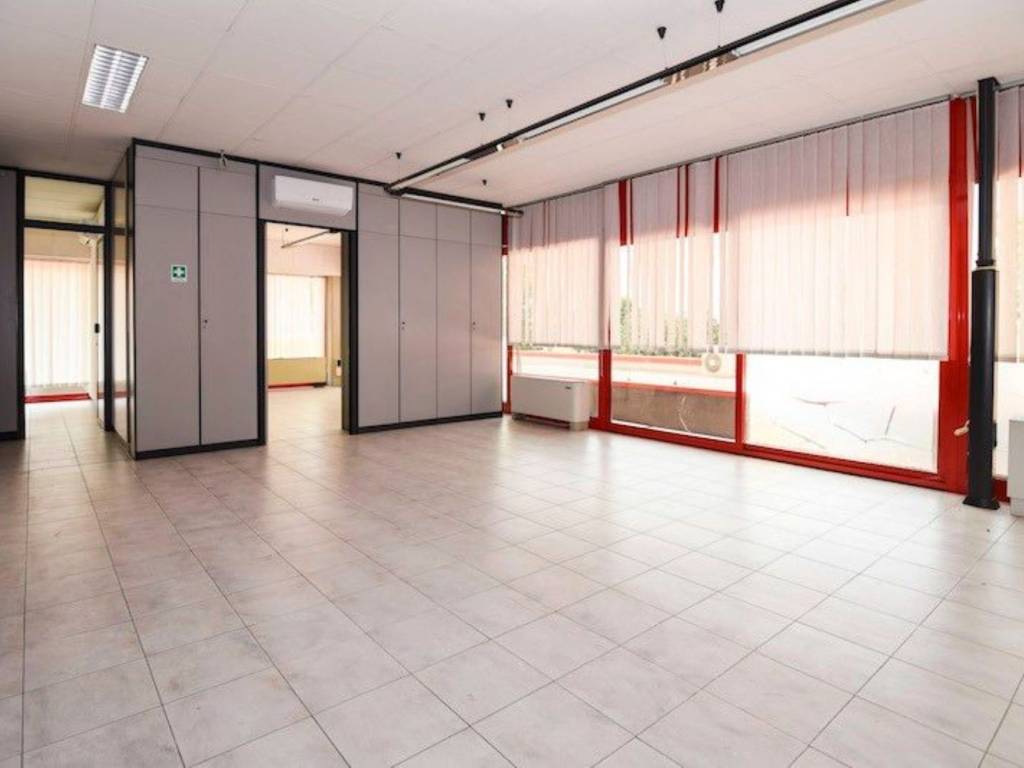 ufficio in vendita a Reggio nell'Emilia