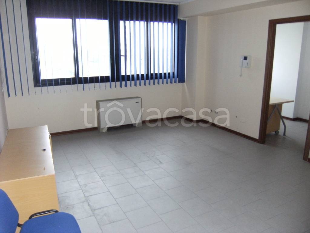 appartamento in vendita a Reggio nell'Emilia in zona Compagnoni / Migliolungo