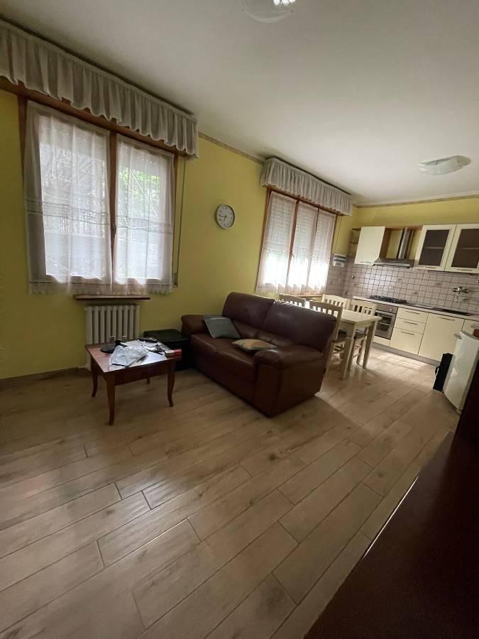 appartamento in vendita a Reggio nell'Emilia in zona Città Storica