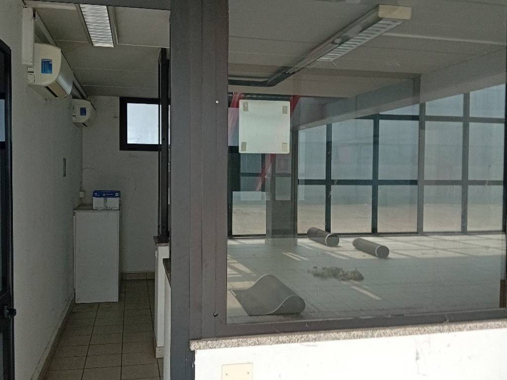 capannone in vendita a Reggio nell'Emilia in zona Mancasale