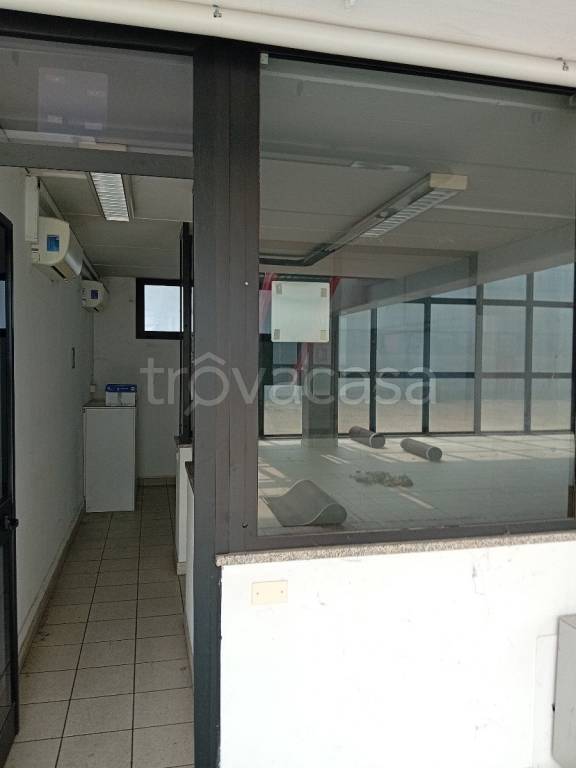 capannone in vendita a Reggio nell'Emilia in zona Mancasale