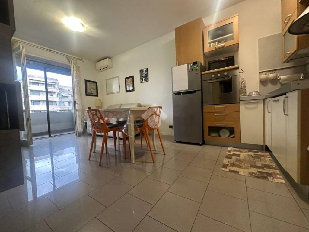 appartamento in vendita a Reggio nell'Emilia in zona Compagnoni / Migliolungo