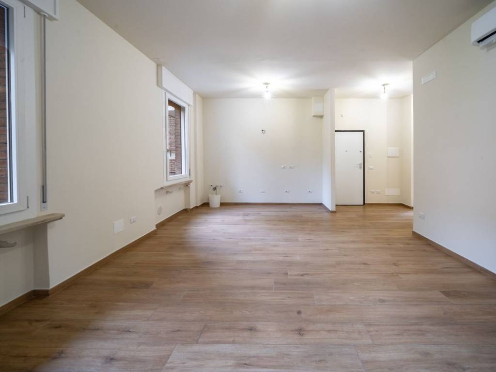 appartamento in vendita a Reggio nell'Emilia in zona Città Storica