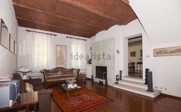 casa indipendente in vendita a Reggio nell'Emilia